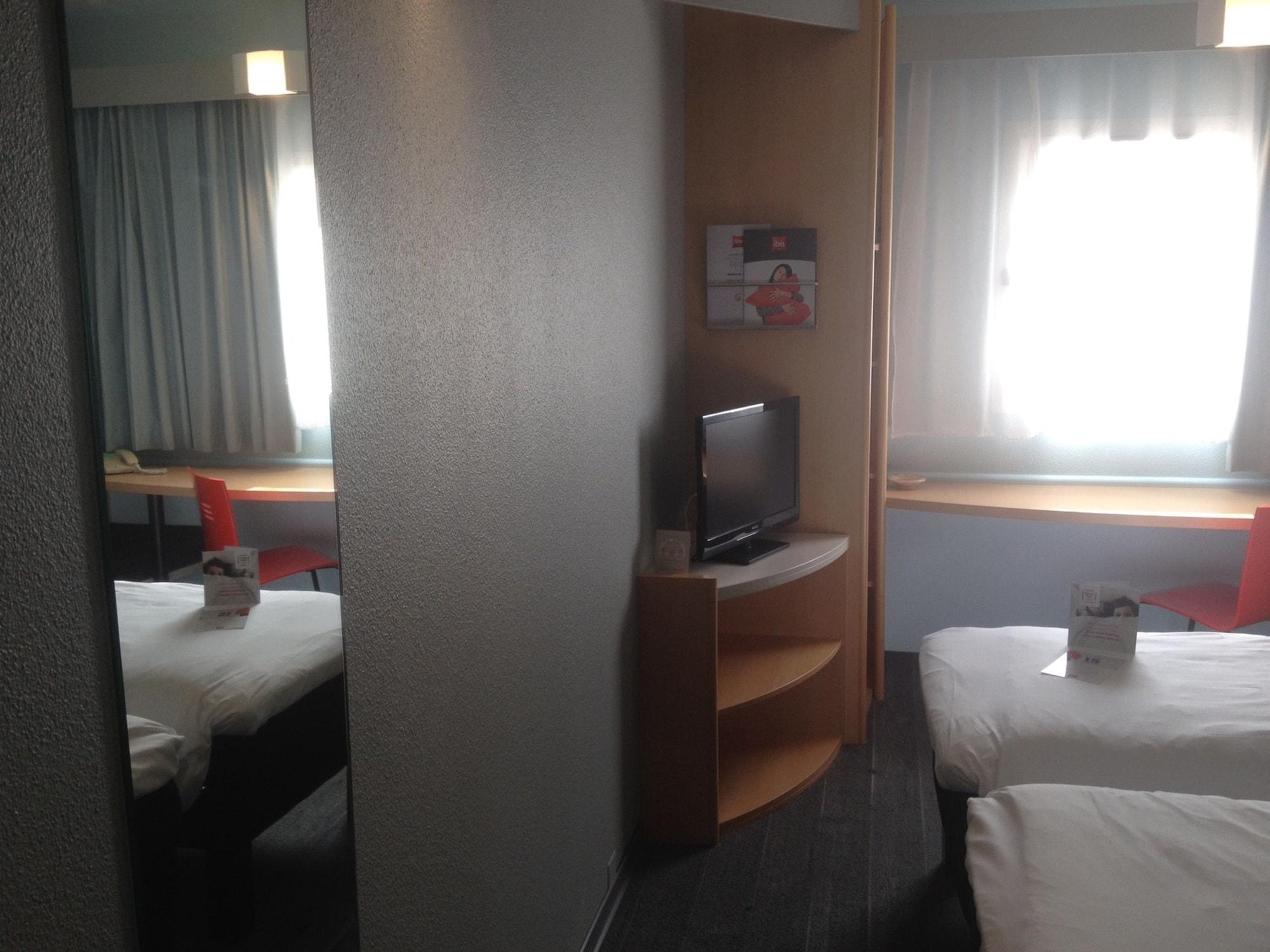 Ibis Orange Sud Hotel Exterior photo